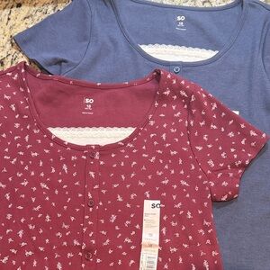 SO Floral Tops in Burgundy and Denim Blue